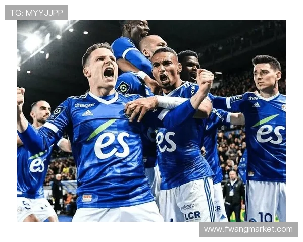 法甲斯特拉斯堡客场战胜十人朗斯成功迎来重要胜利 法甲斯特拉斯堡客场战胜十人朗斯成功迎来重要胜利